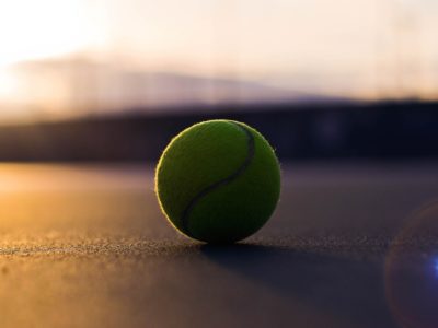 Gute Erreichbarkeit – egal ob öffentlich oder mit dem Auto. Tennis spielen Wien Colony